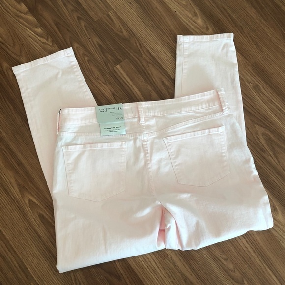 NYDJ Pale Pink Alina Convertible Ankle Jean - Picture 5 of 16